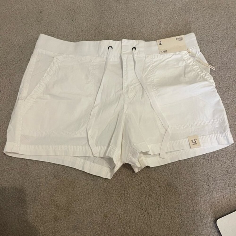 a.n.a White Cargo Shorts with Relaxed Fit
